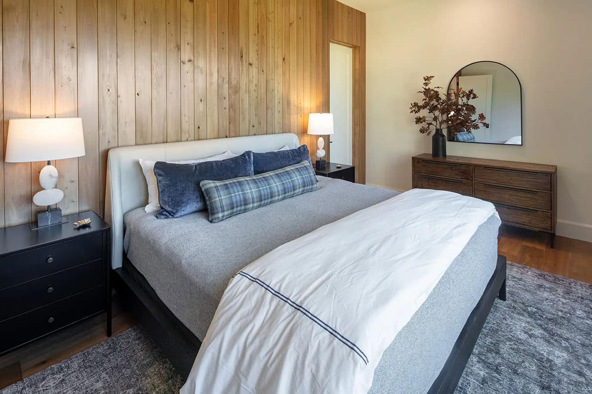 contemporary bedroom