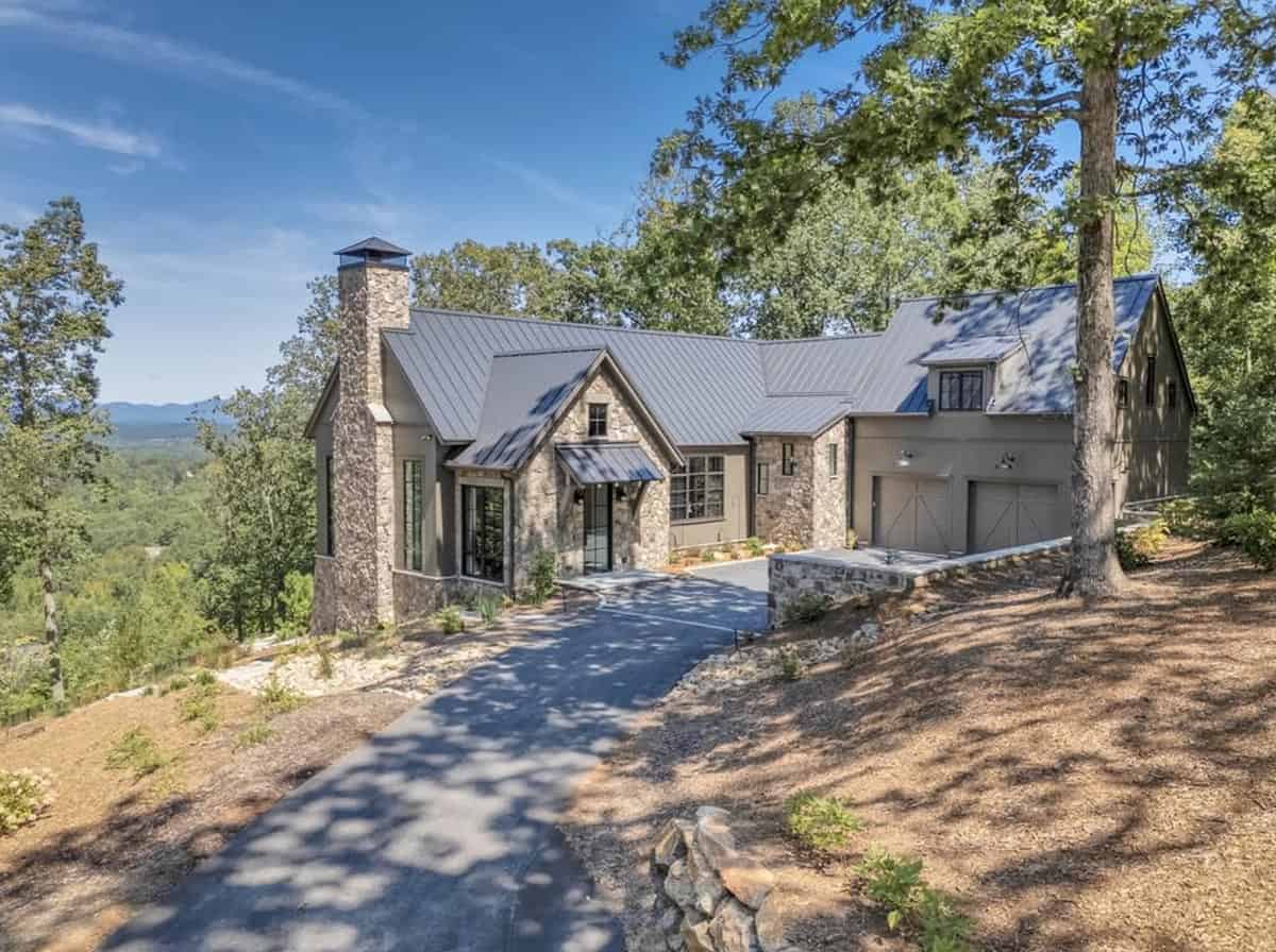 contemporary mountain home exterior 