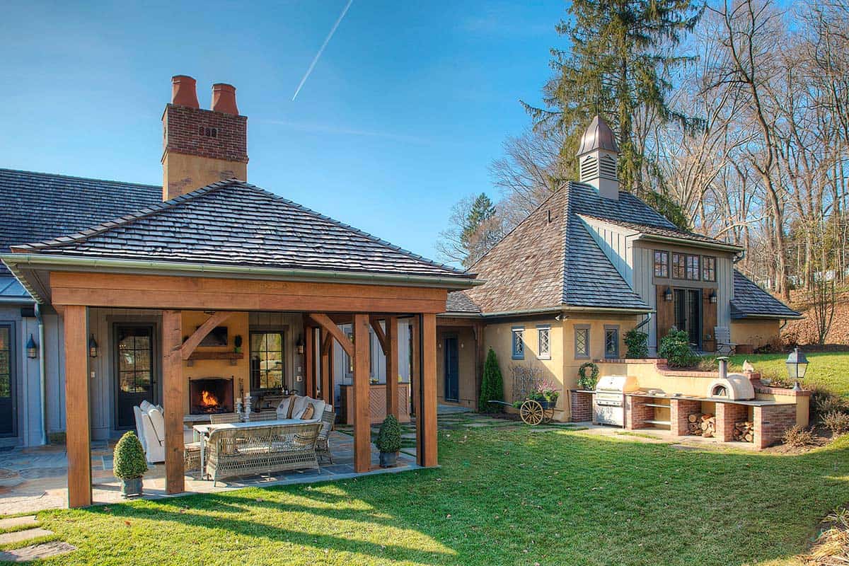 French Country Cottage Patio