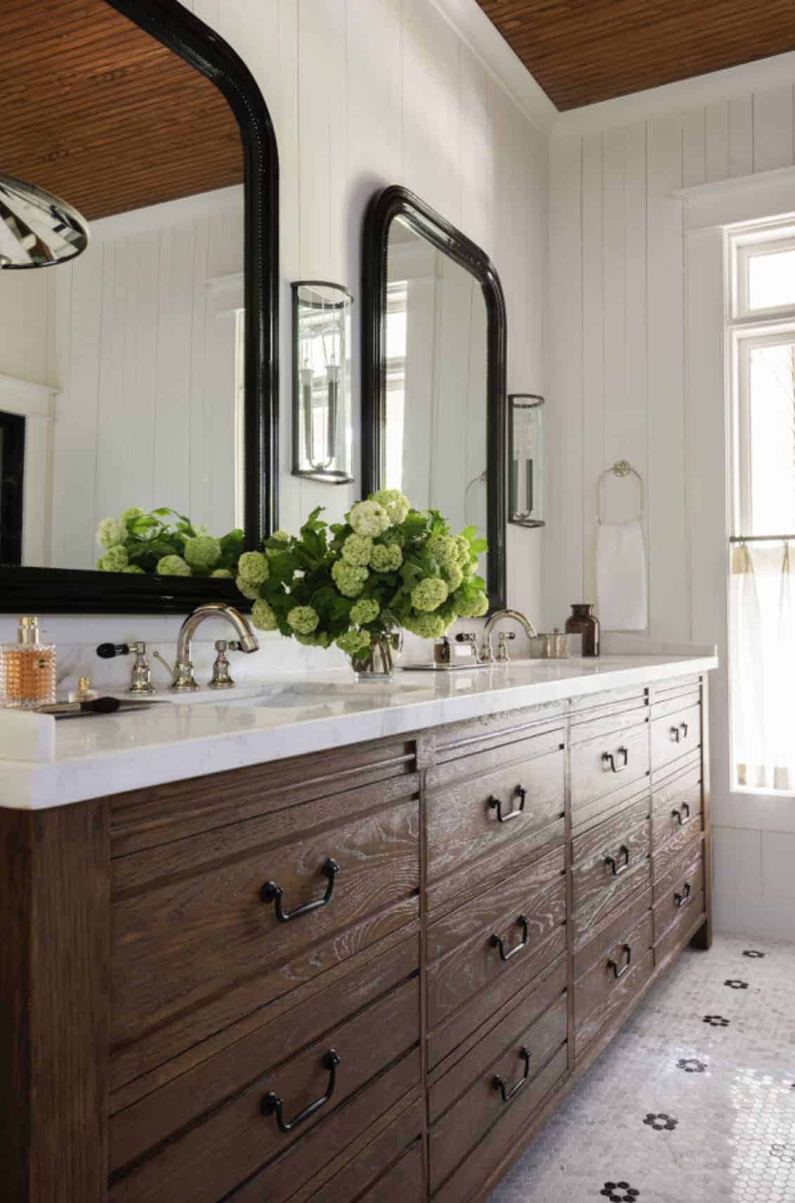 modern farmhouse style bathroom vanity