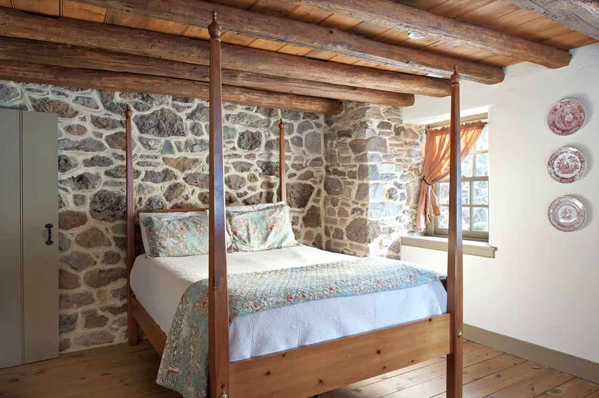 farmhouse style bedroom