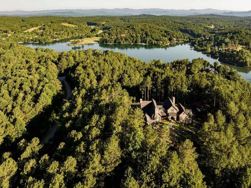 mountain home exterior aerial view