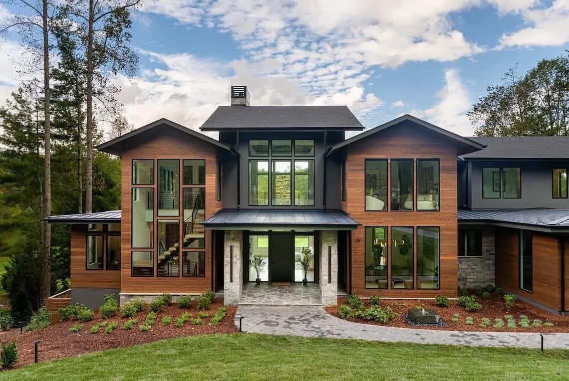mountain modern home exterior