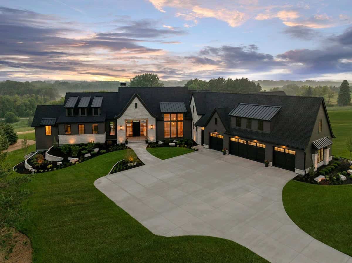 rambler style house exterior