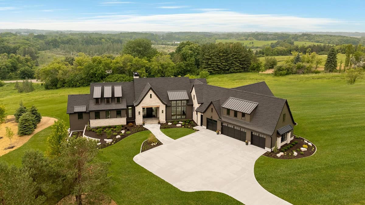 rambler style house exterior aerial view
