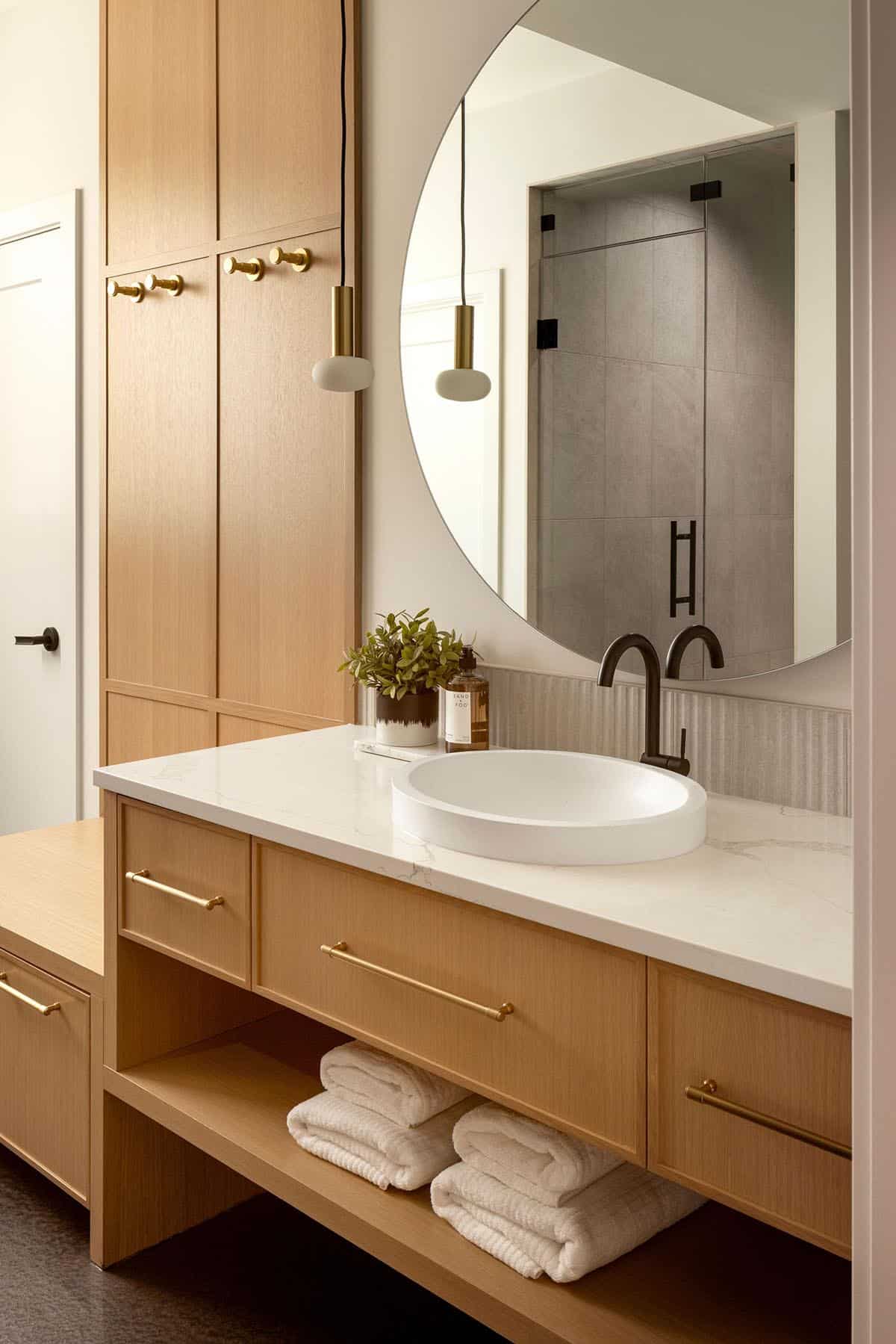 minimalistic japanese inspired bathroom