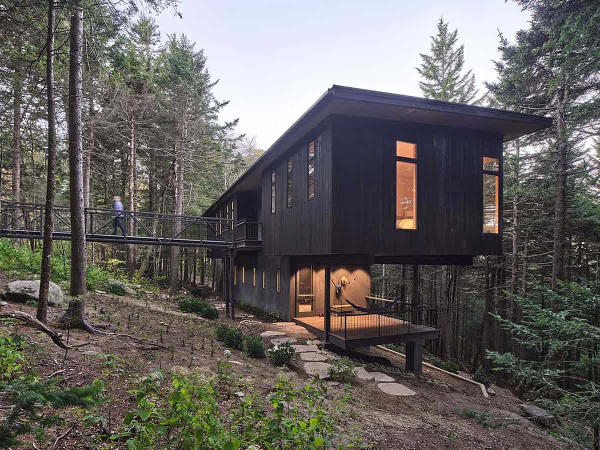 modern mountain cabin exterior