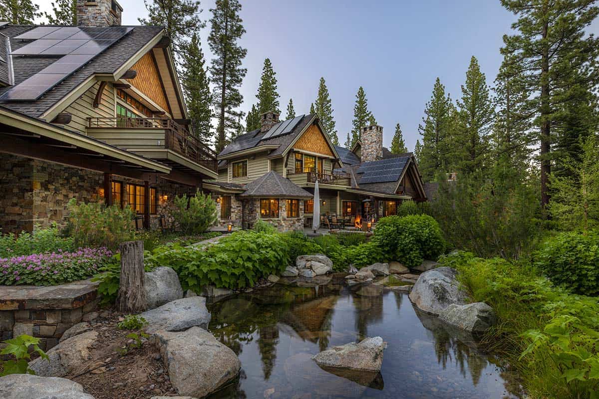 contemporary mountain home exterior