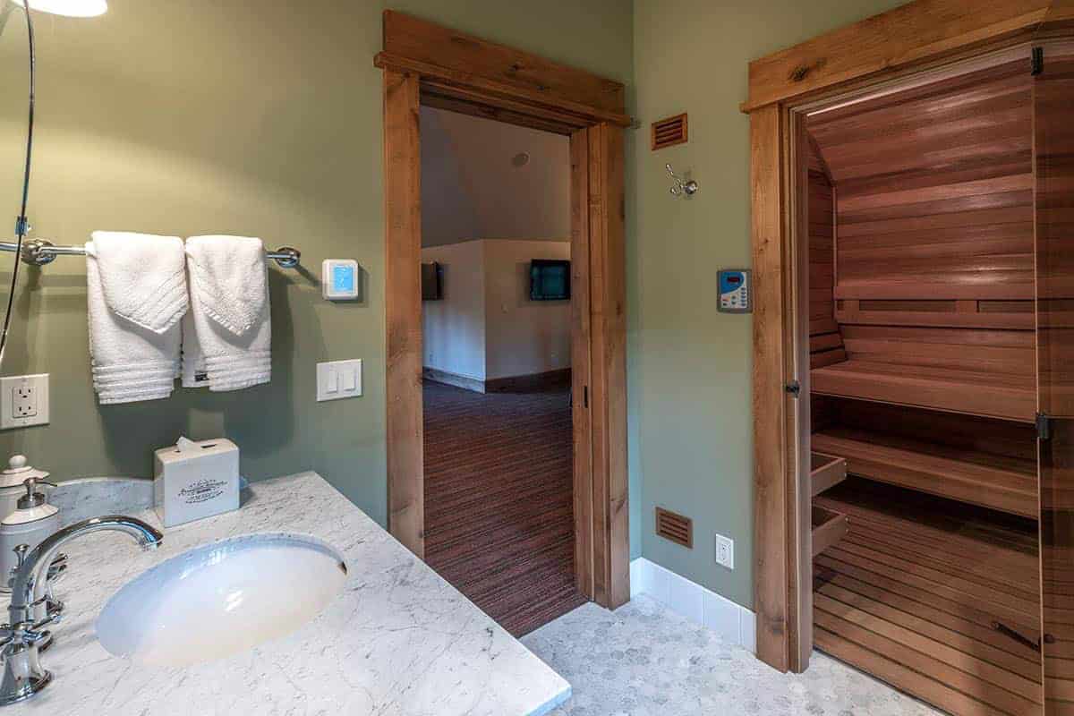 contemporary mountain style guest bathroom