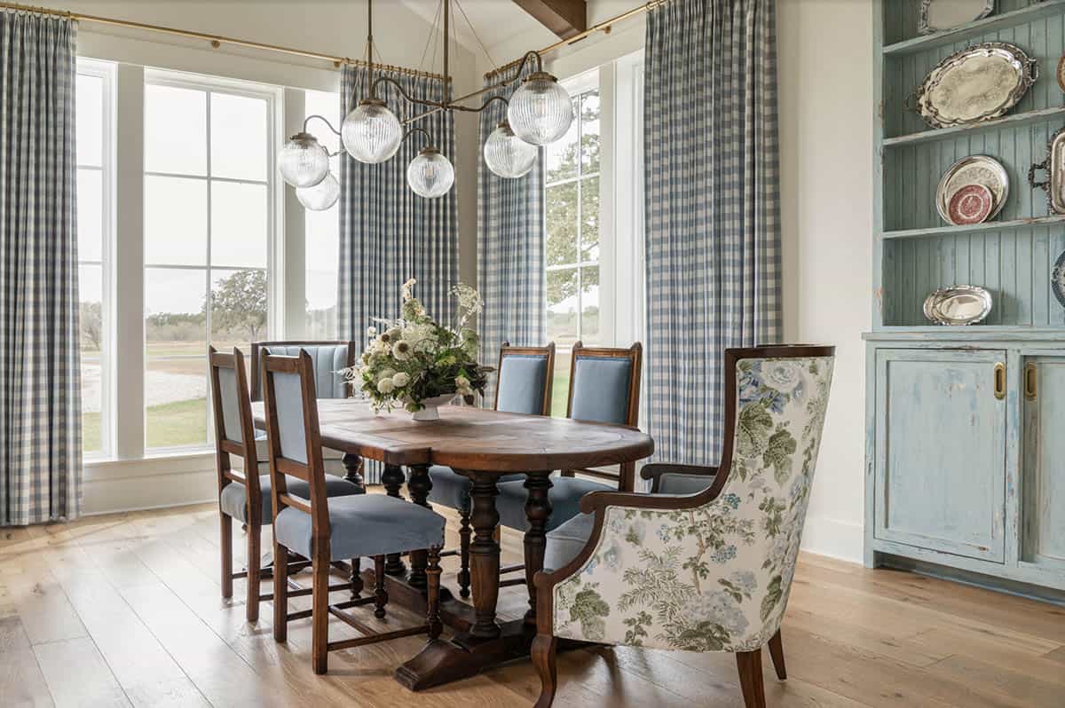 Farmhouse Dining Room