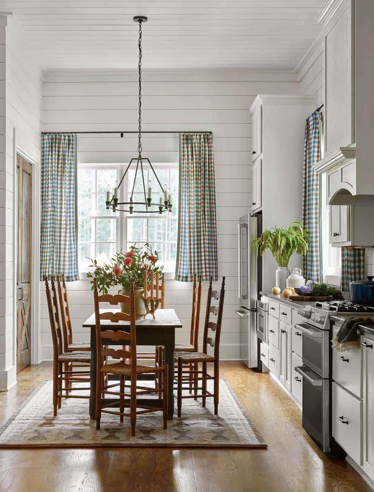 rustic modern kitchen and dining room