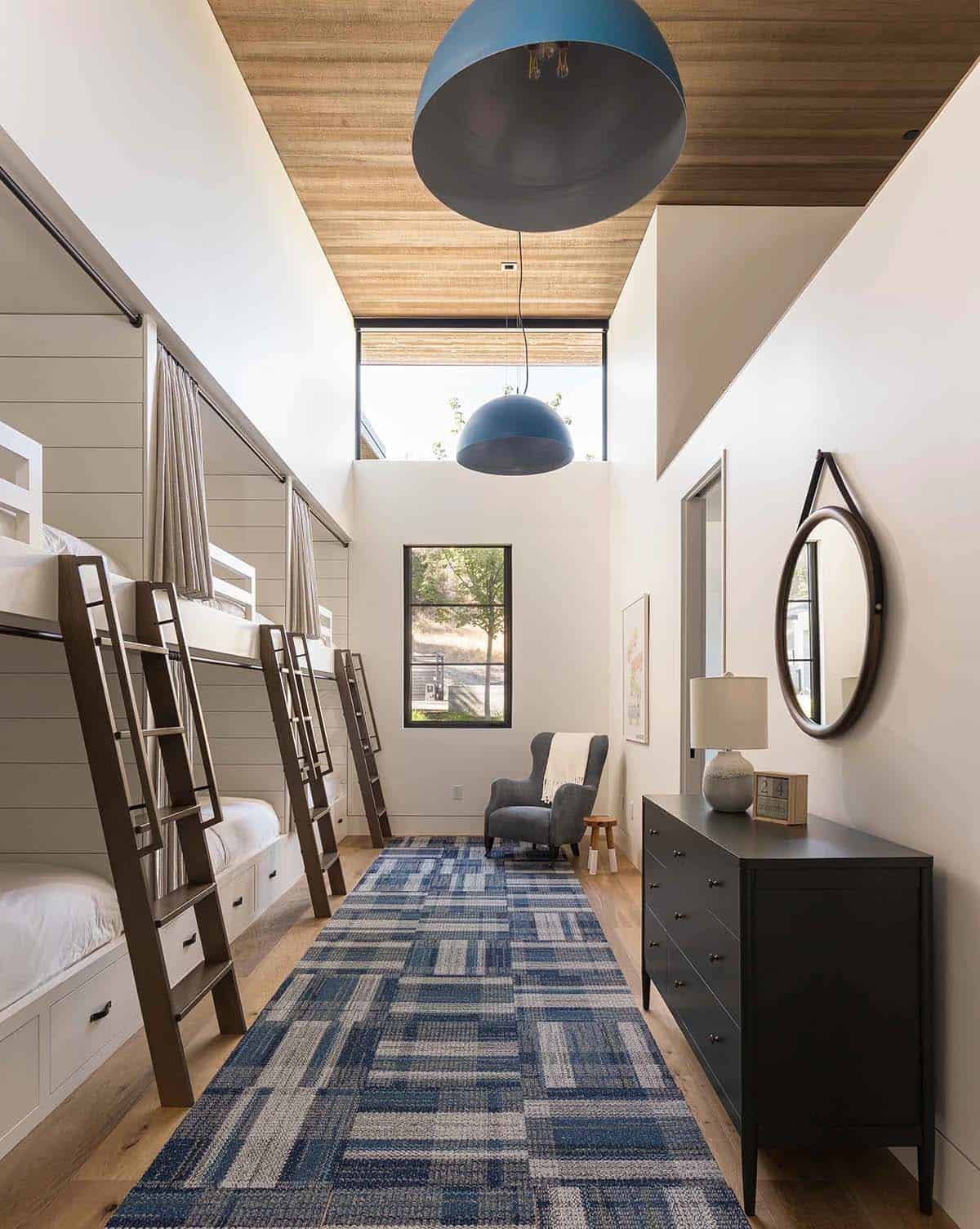 modern bunk bedroom