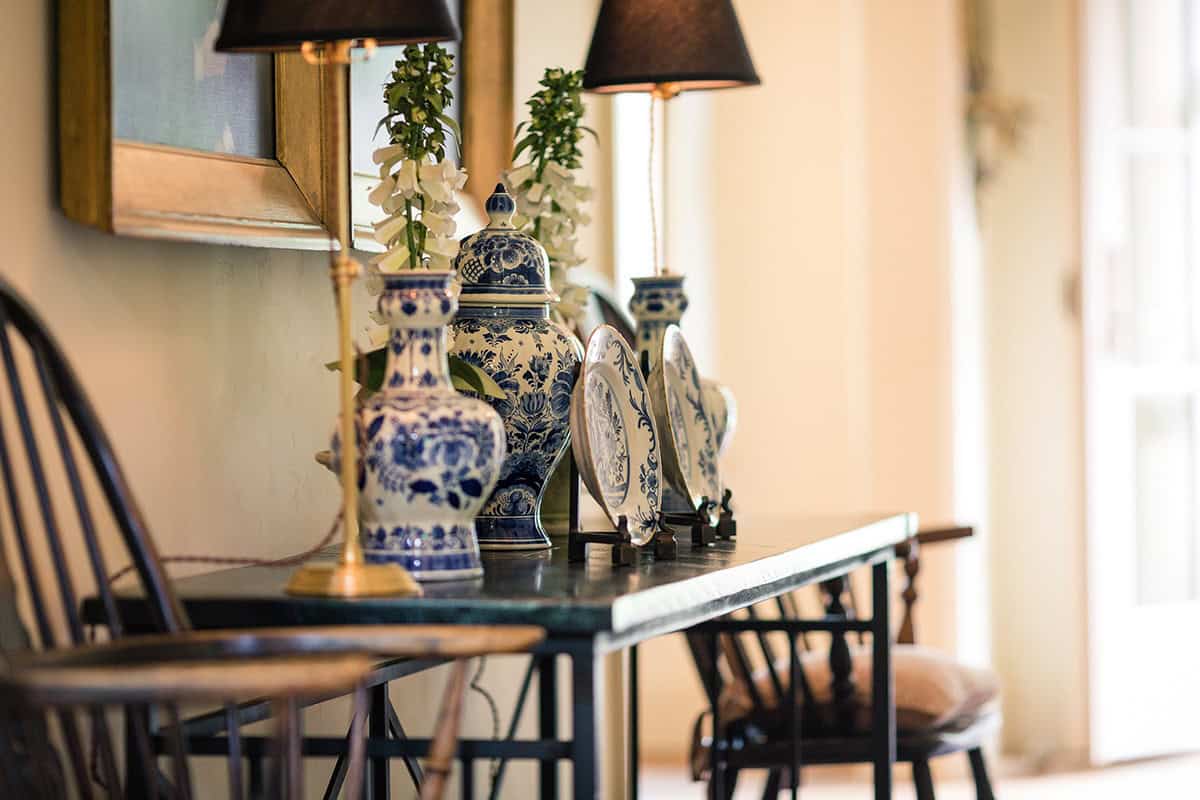 farmhouse style entry with a console table