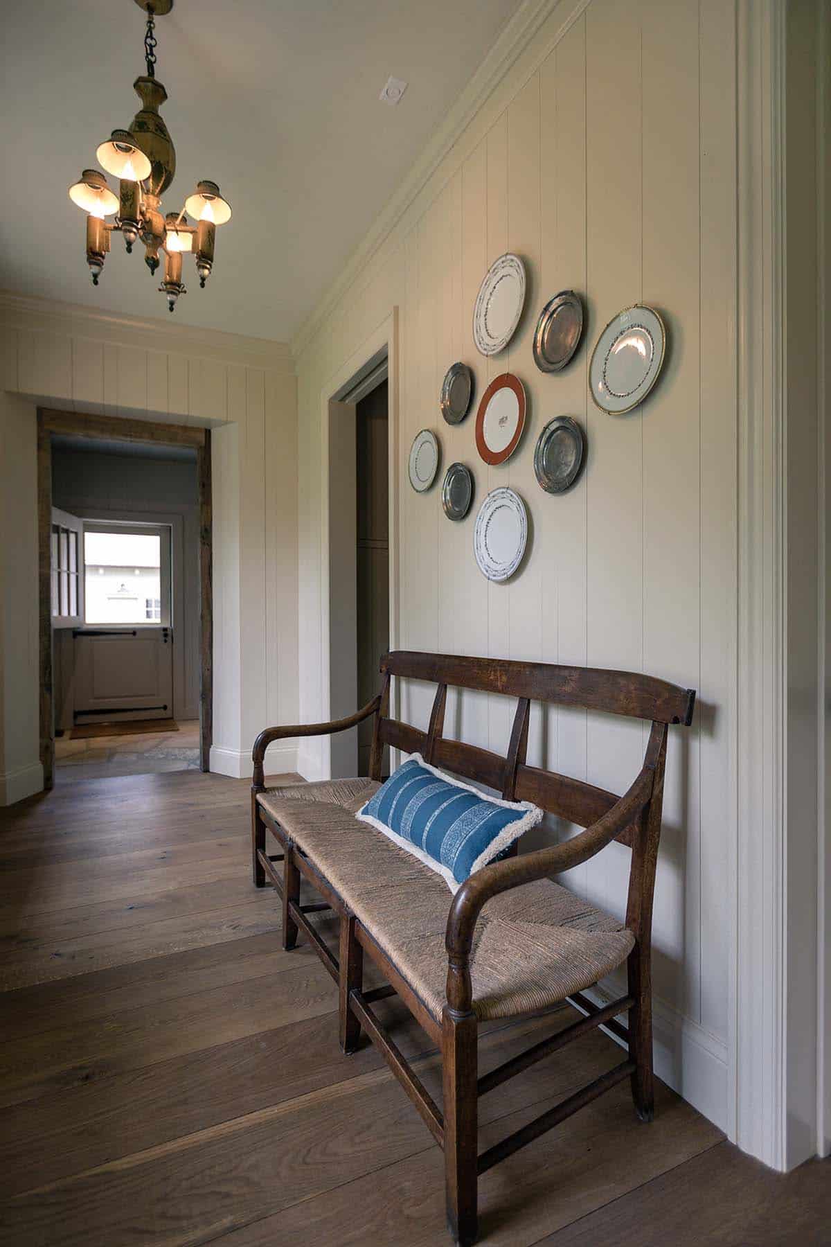 farmhouse style hallway with bench seating