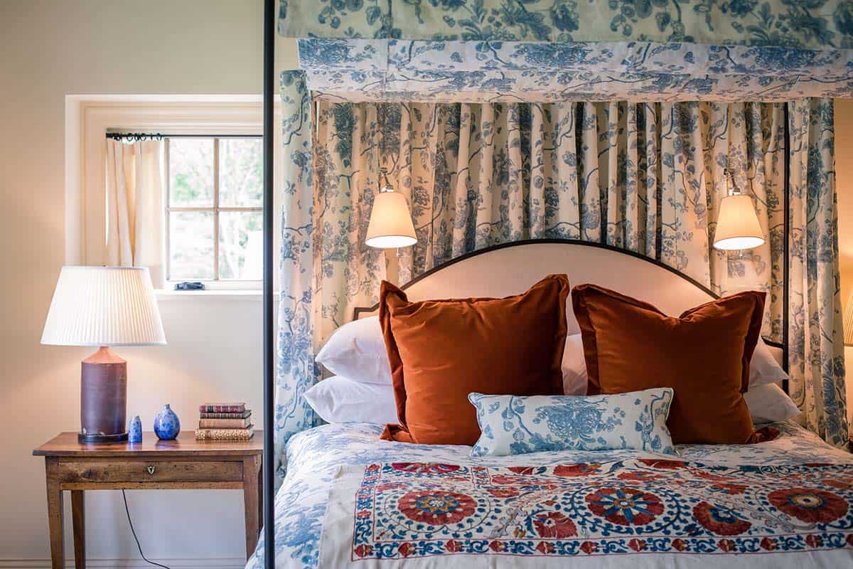 farmhouse style bedroom