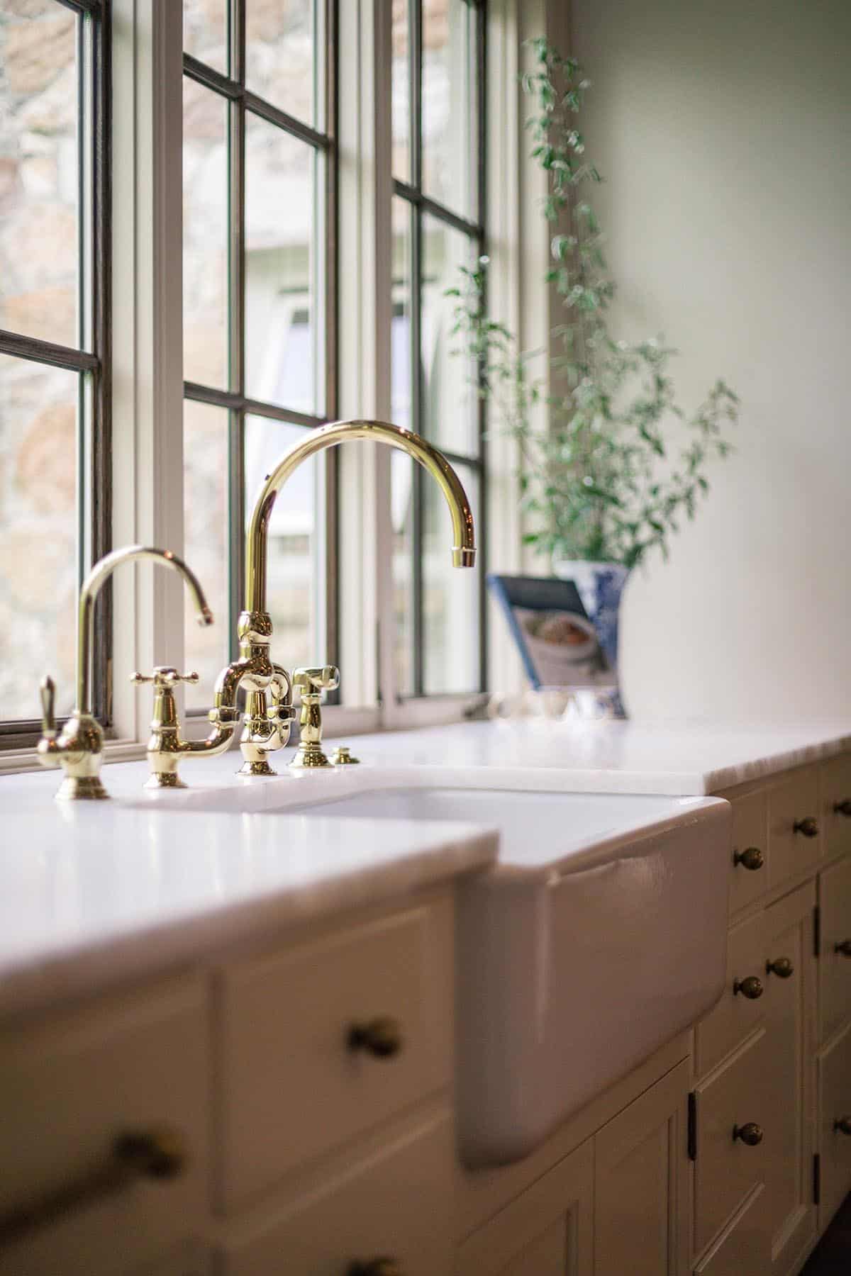 farmhouse style laundry room