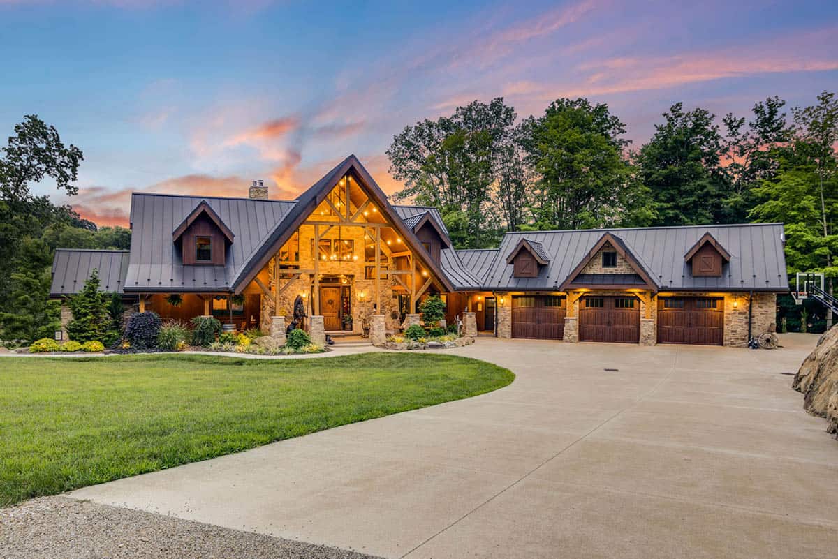 timber frame house exterior