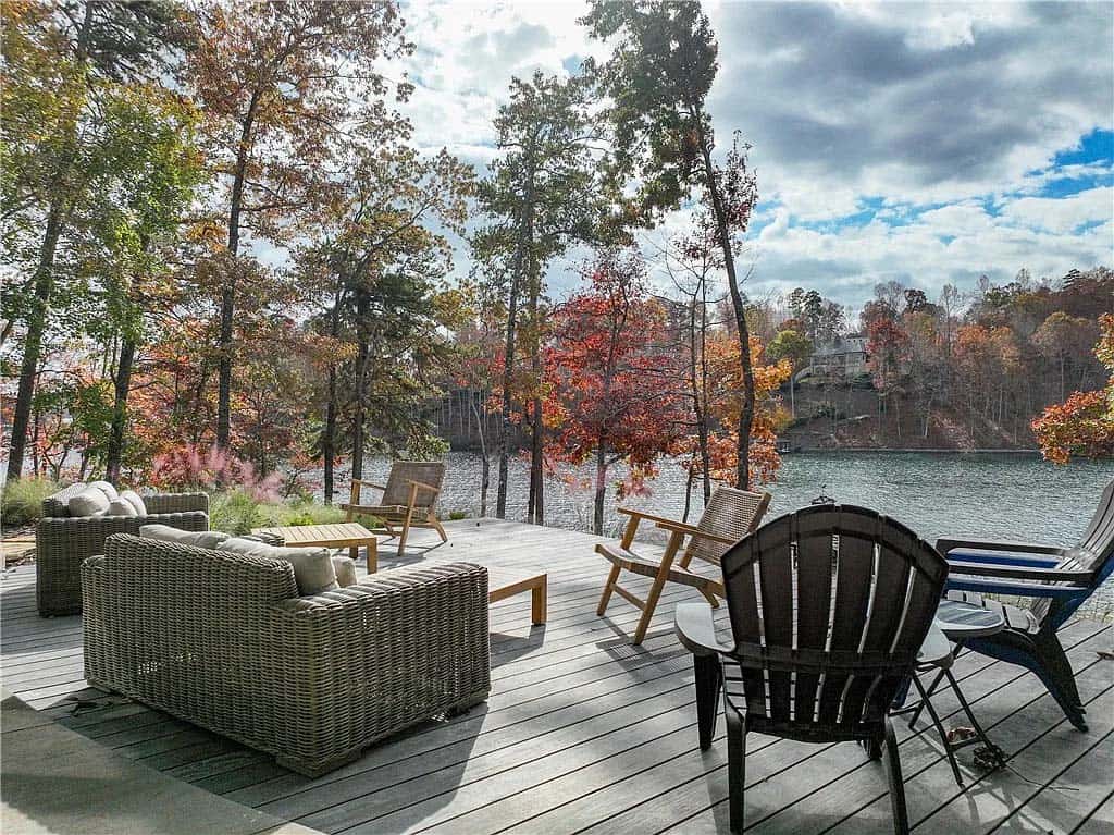 modern lake house exterior deck