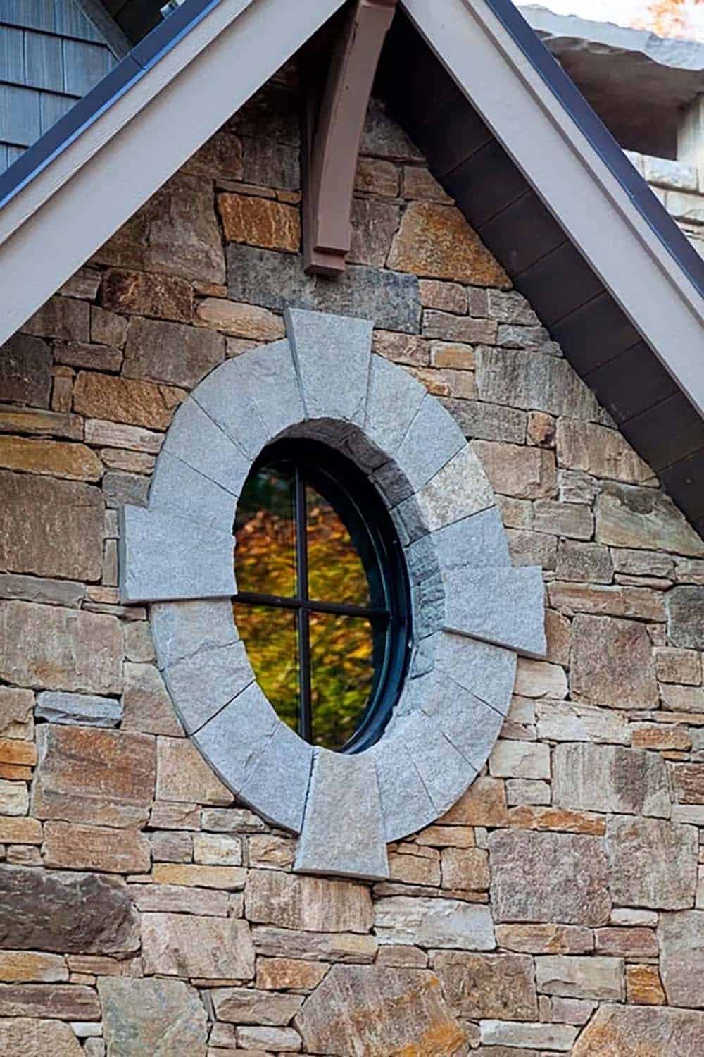 traditional style lake house exterior window detail