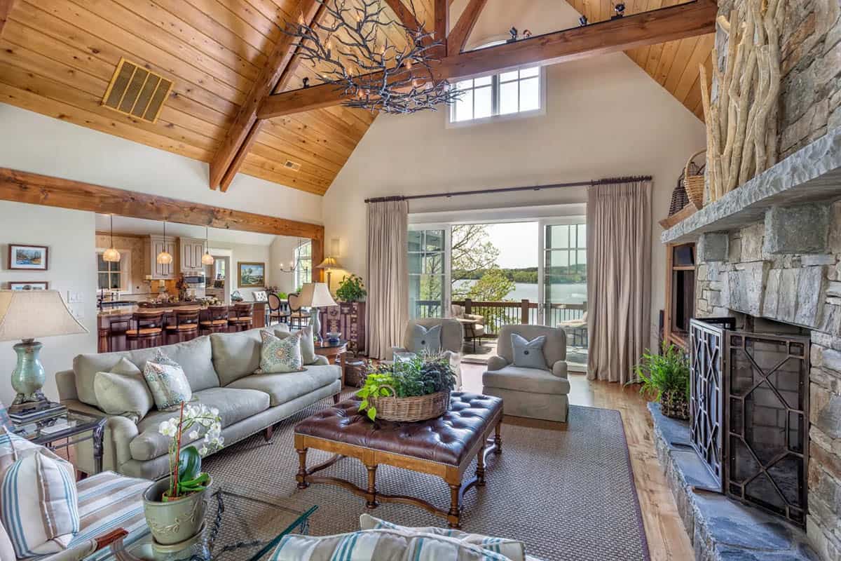 traditional style living room