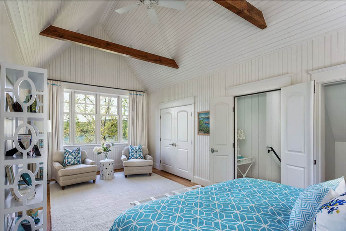 traditional style guest bedroom
