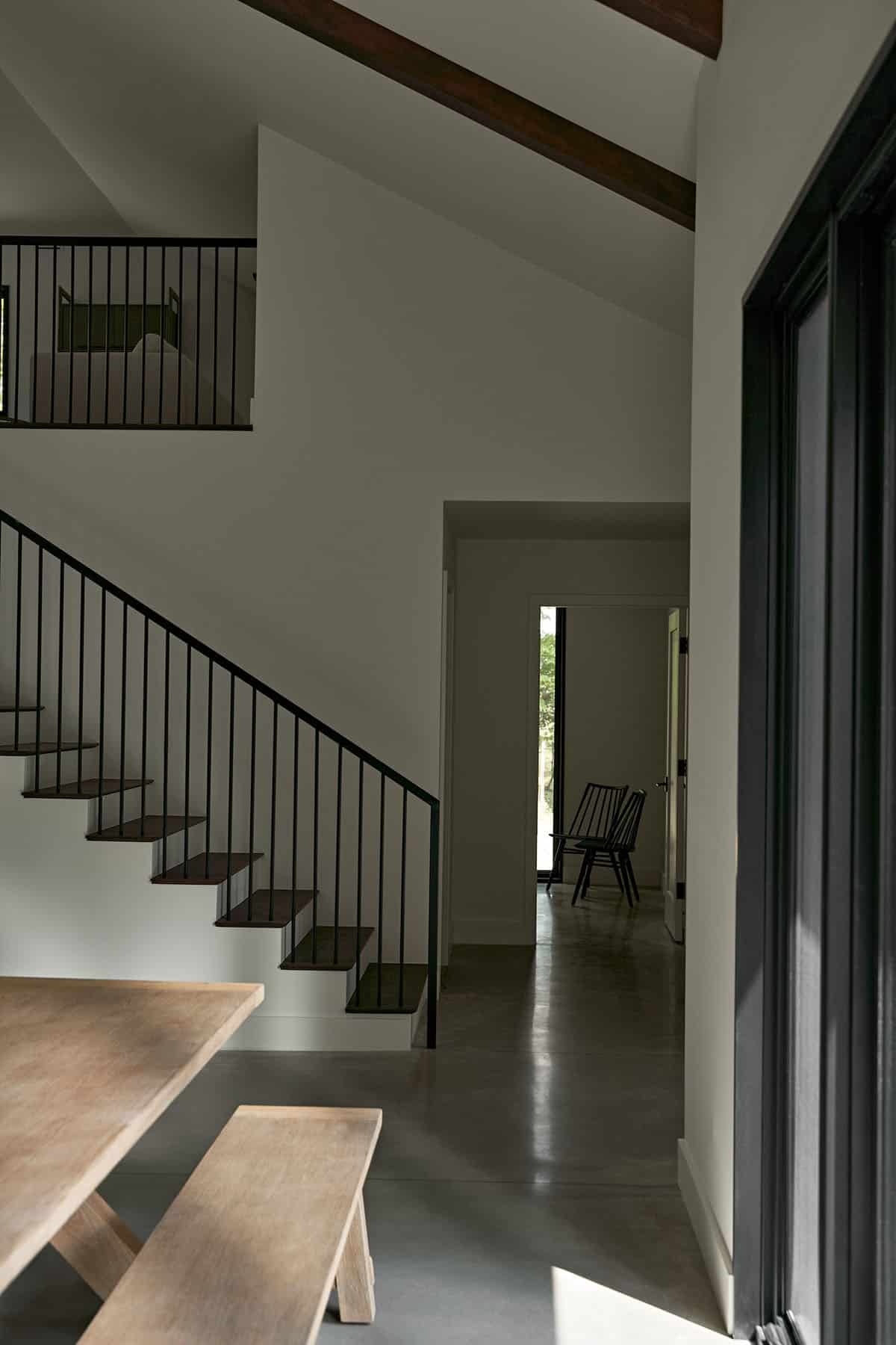 contemporary staircase 
