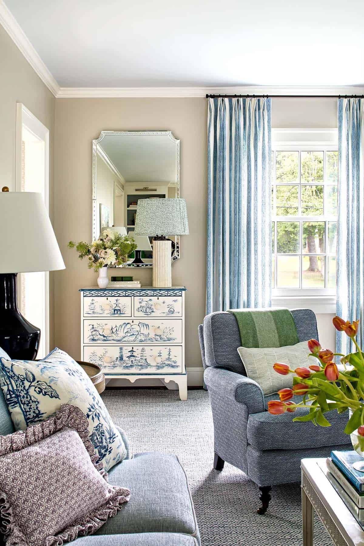 Beach Style Living Room