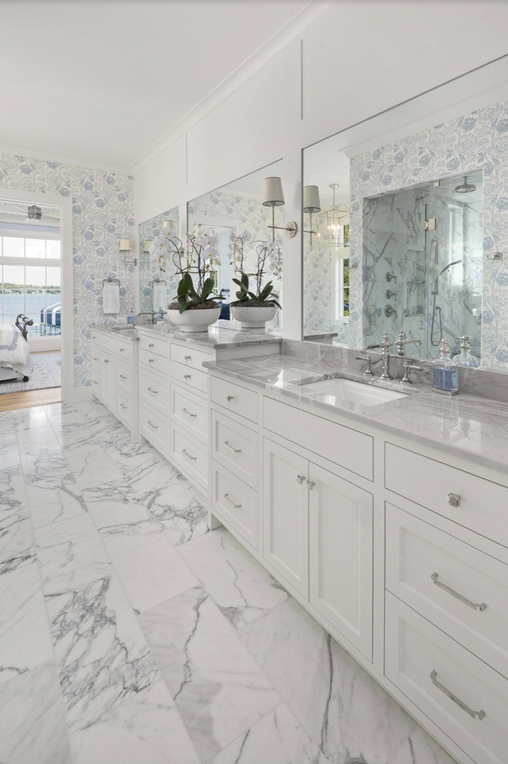 Beach Style Bathroom