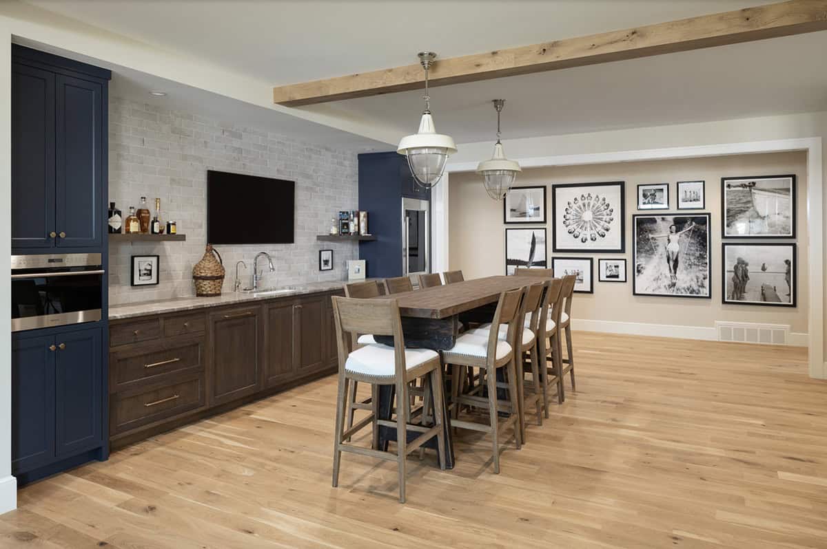 Beach Style Basement