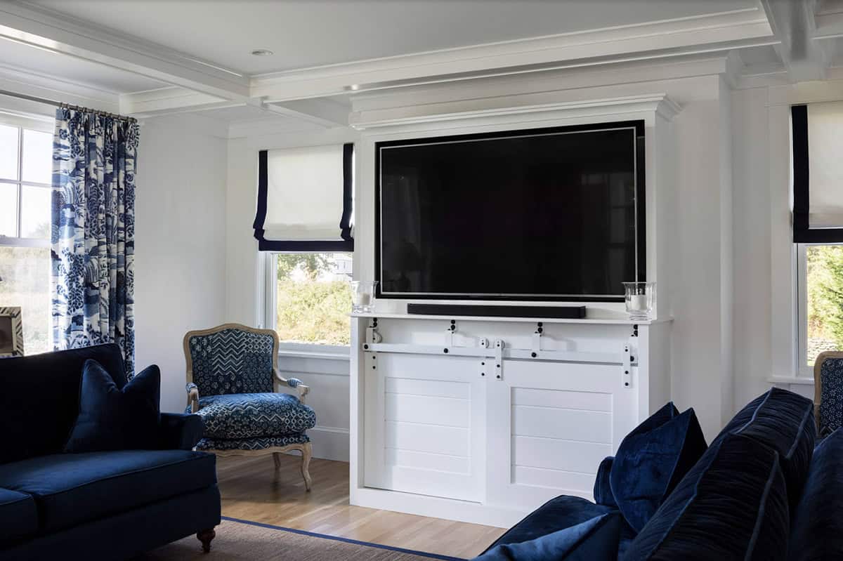 beach style living room