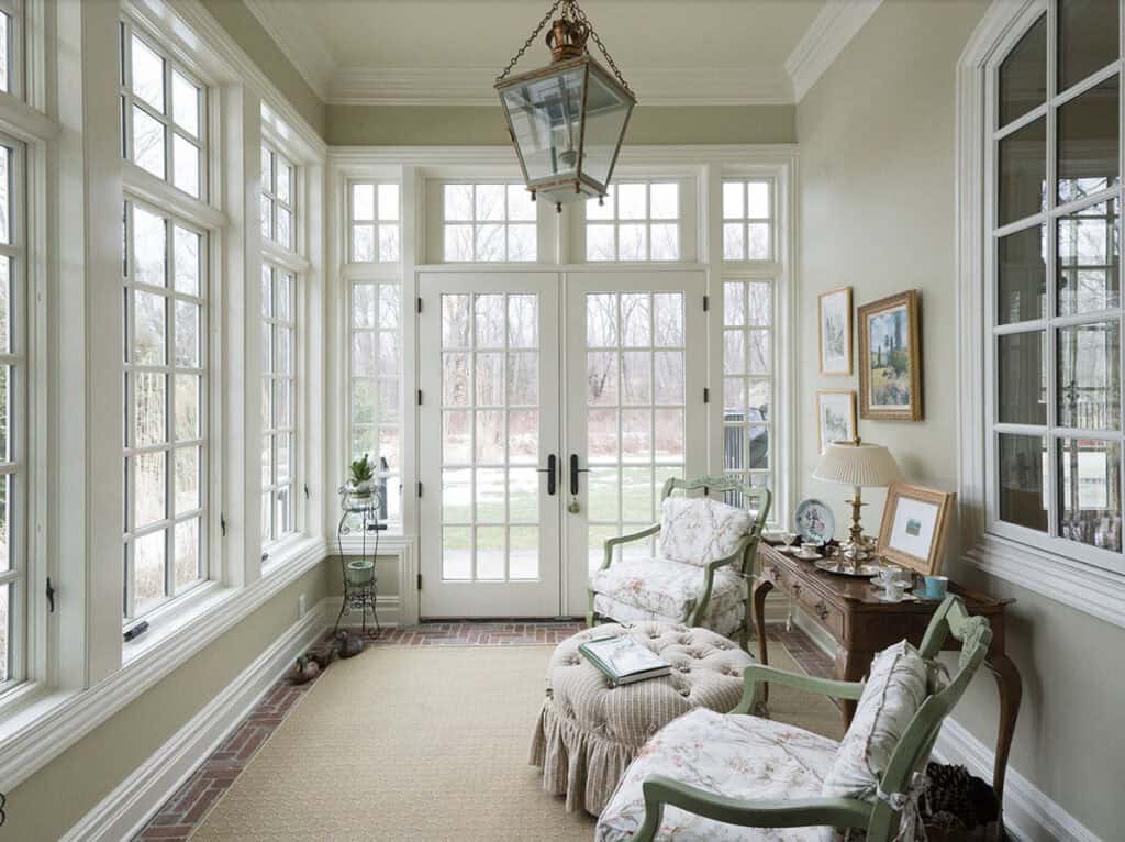 25 Beautiful Small Sunroom Decorating Ideas You’ll Love to Copy