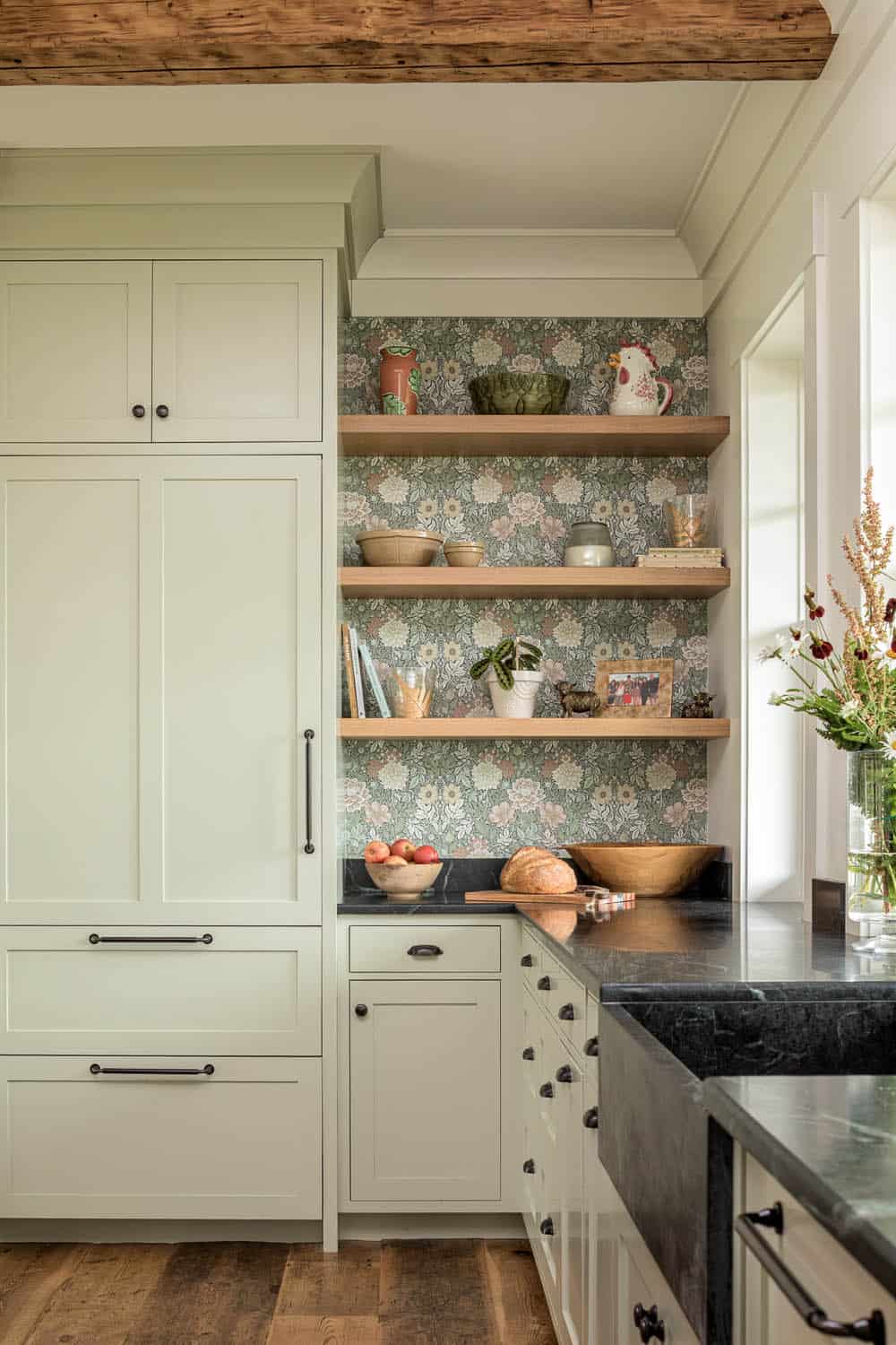 modern farmhouse kitchen