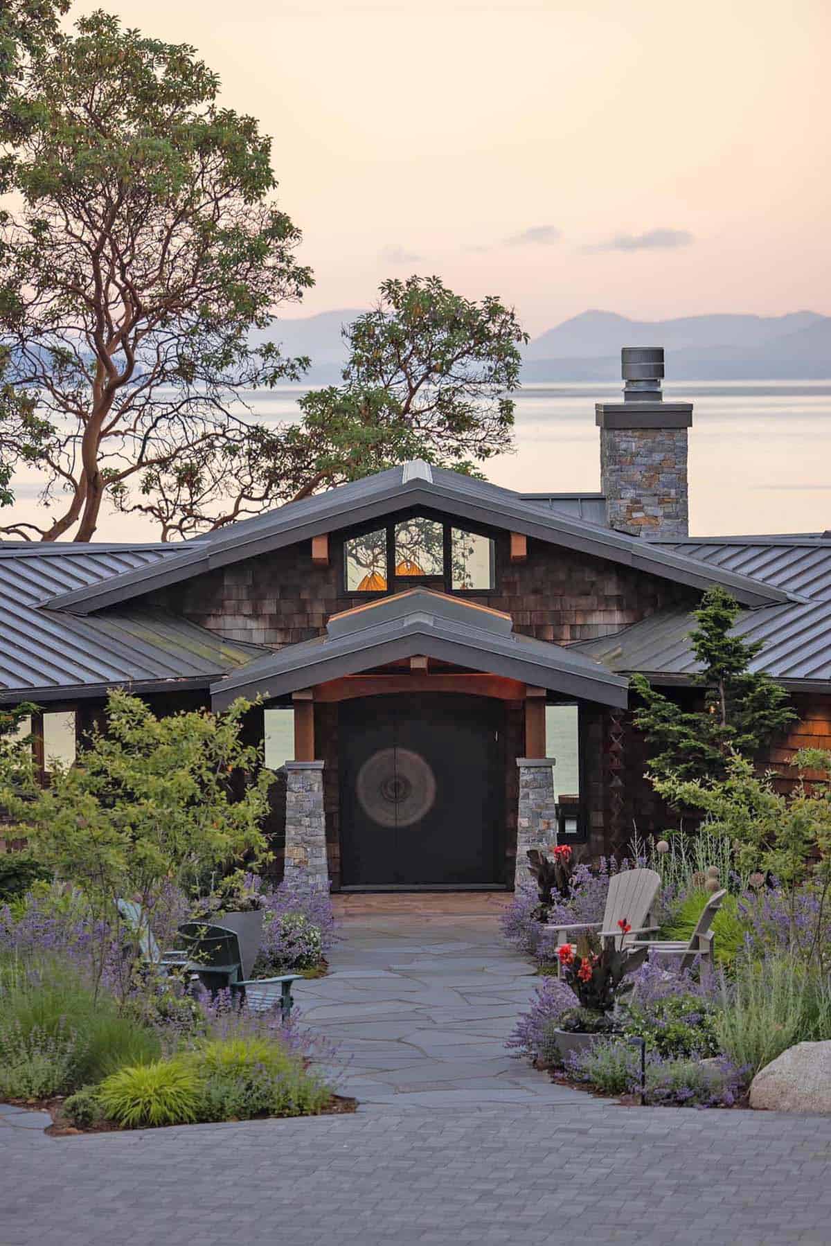 coastal modern home exterior