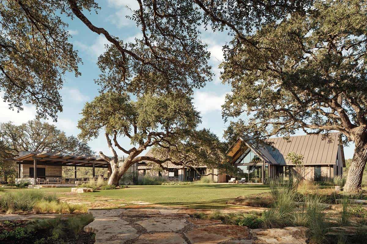 contemporary home exterior