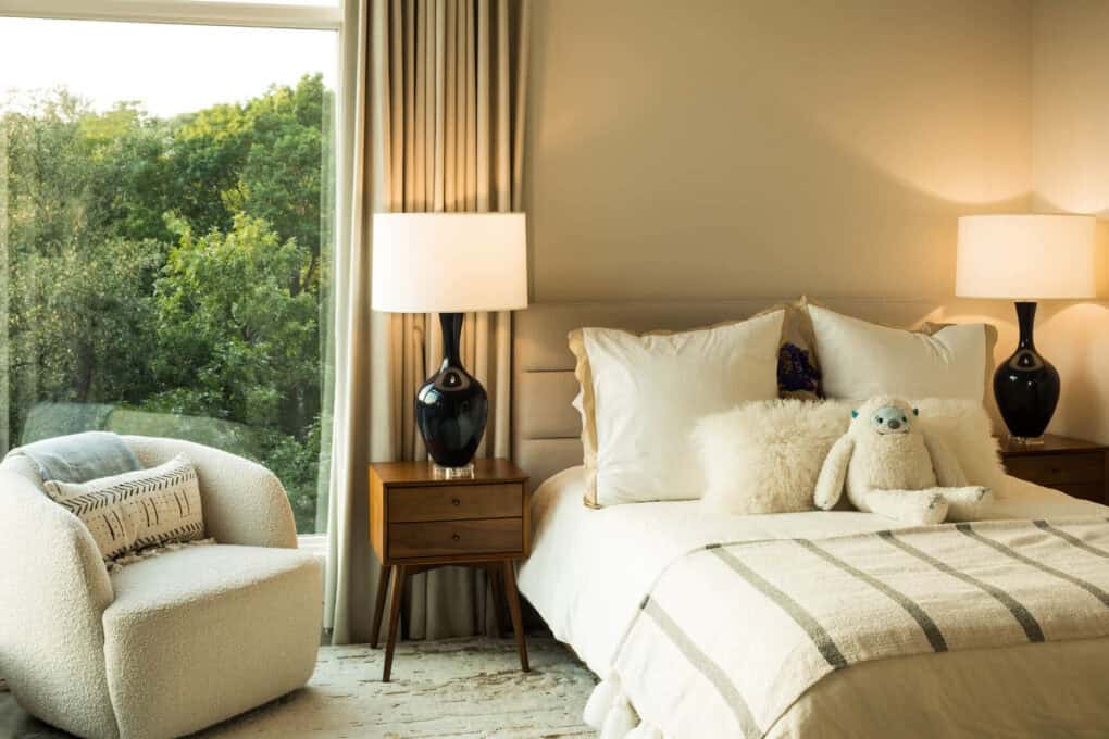 contemporary bedroom