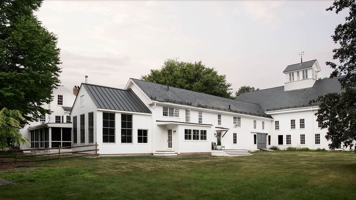 Farmhouse Home Exterior