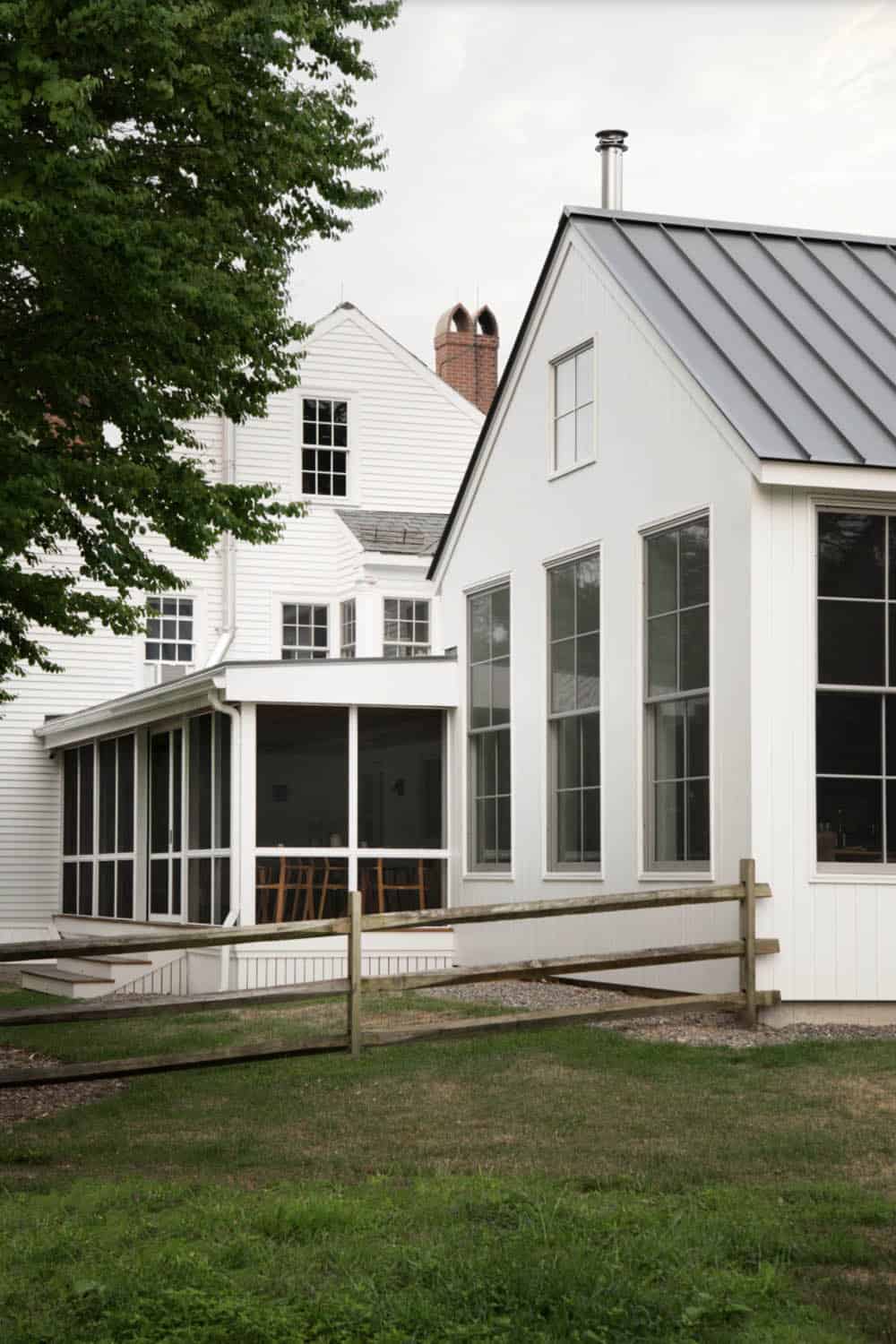 Farmhouse Home Exterior