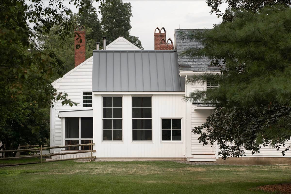 Farmhouse Home Exterior