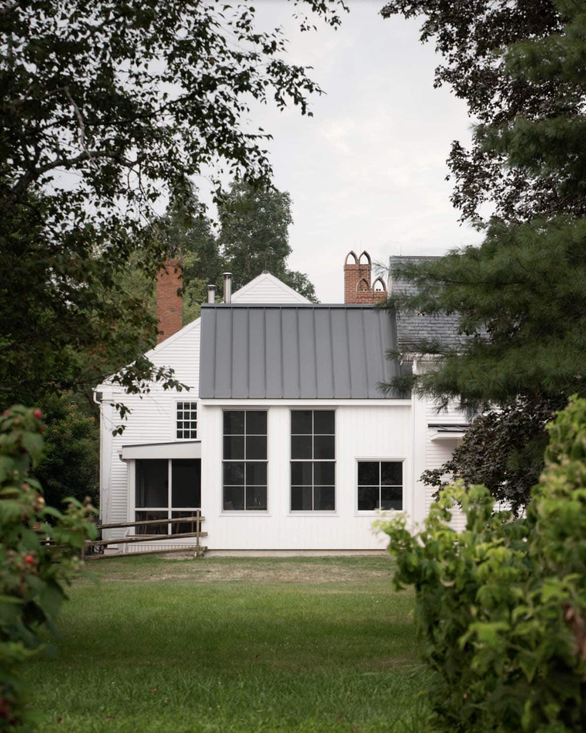 Farmhouse Home Exterior