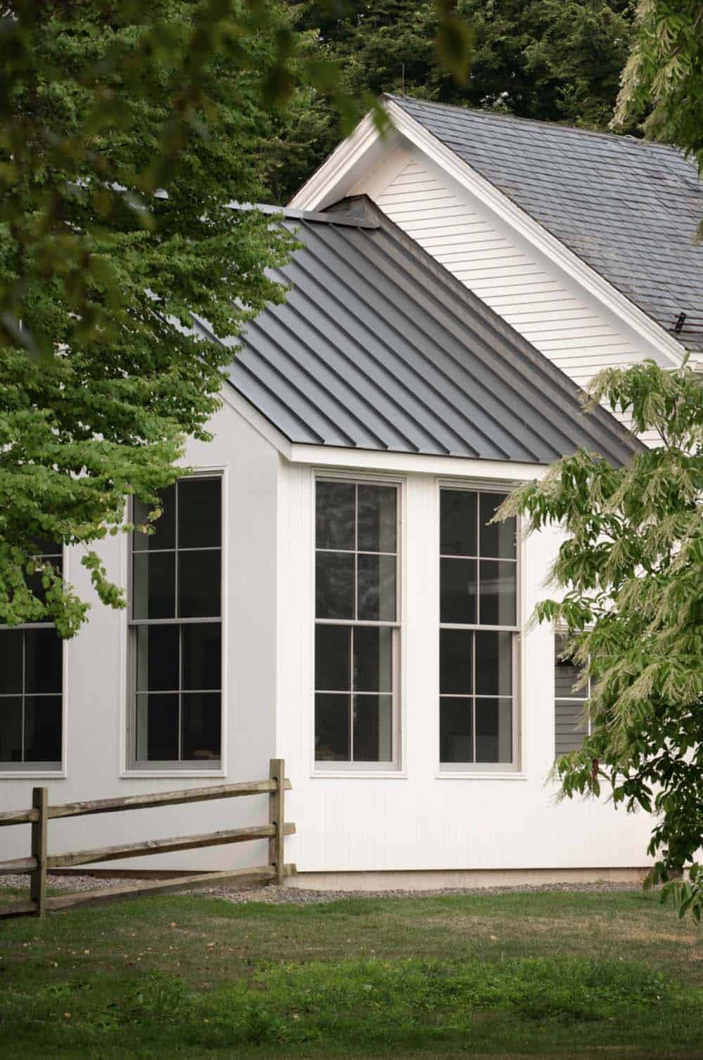 Farmhouse Home Exterior