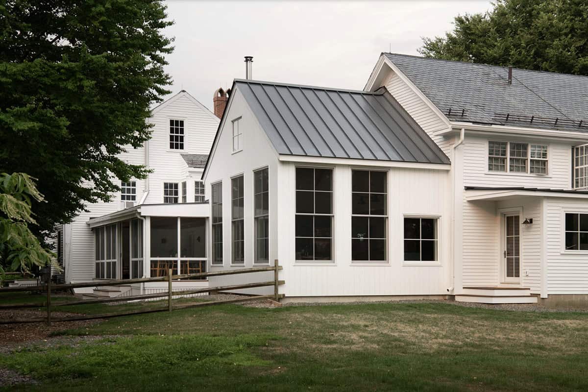 Farmhouse Home Exterior