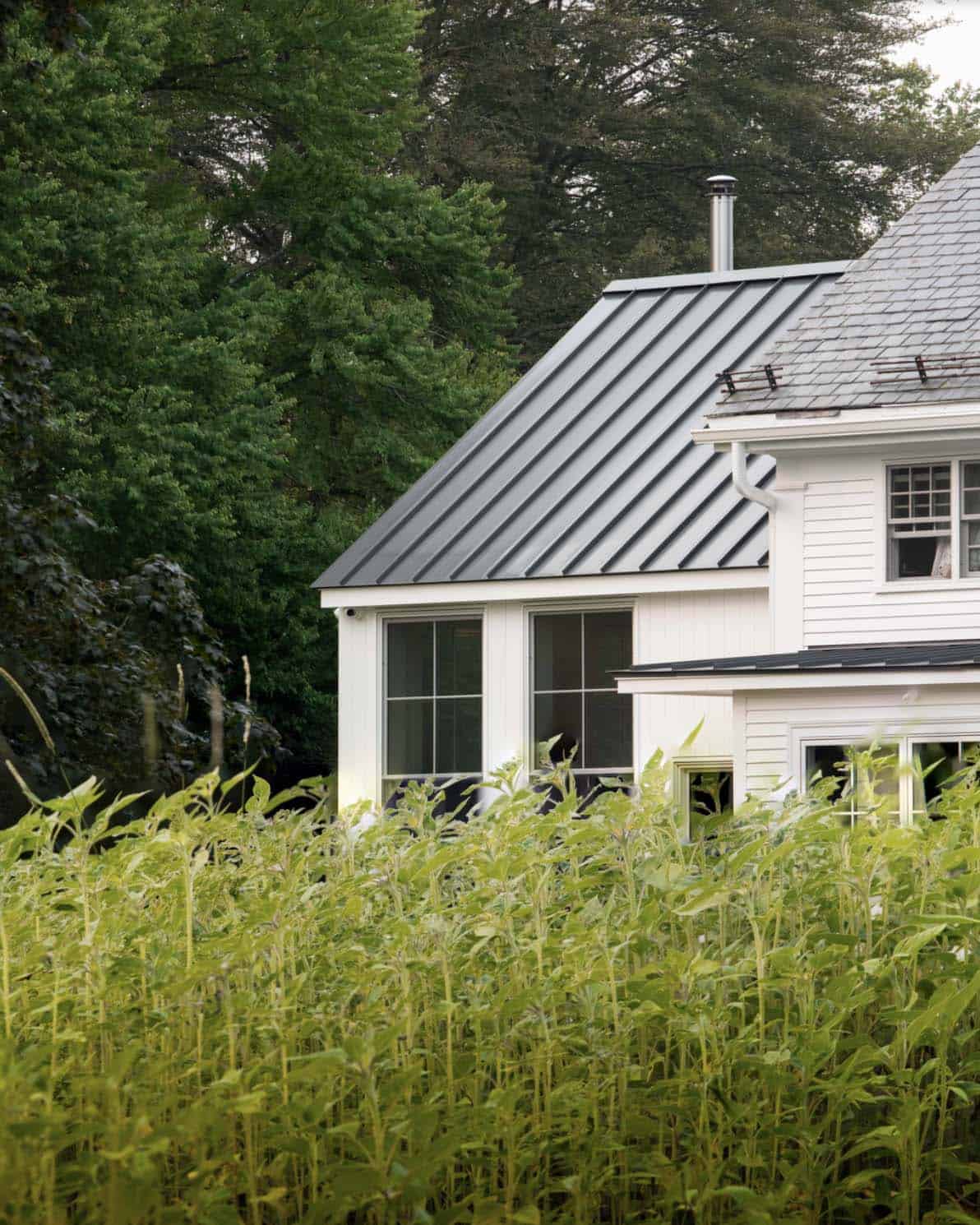 Farmhouse Home Exterior