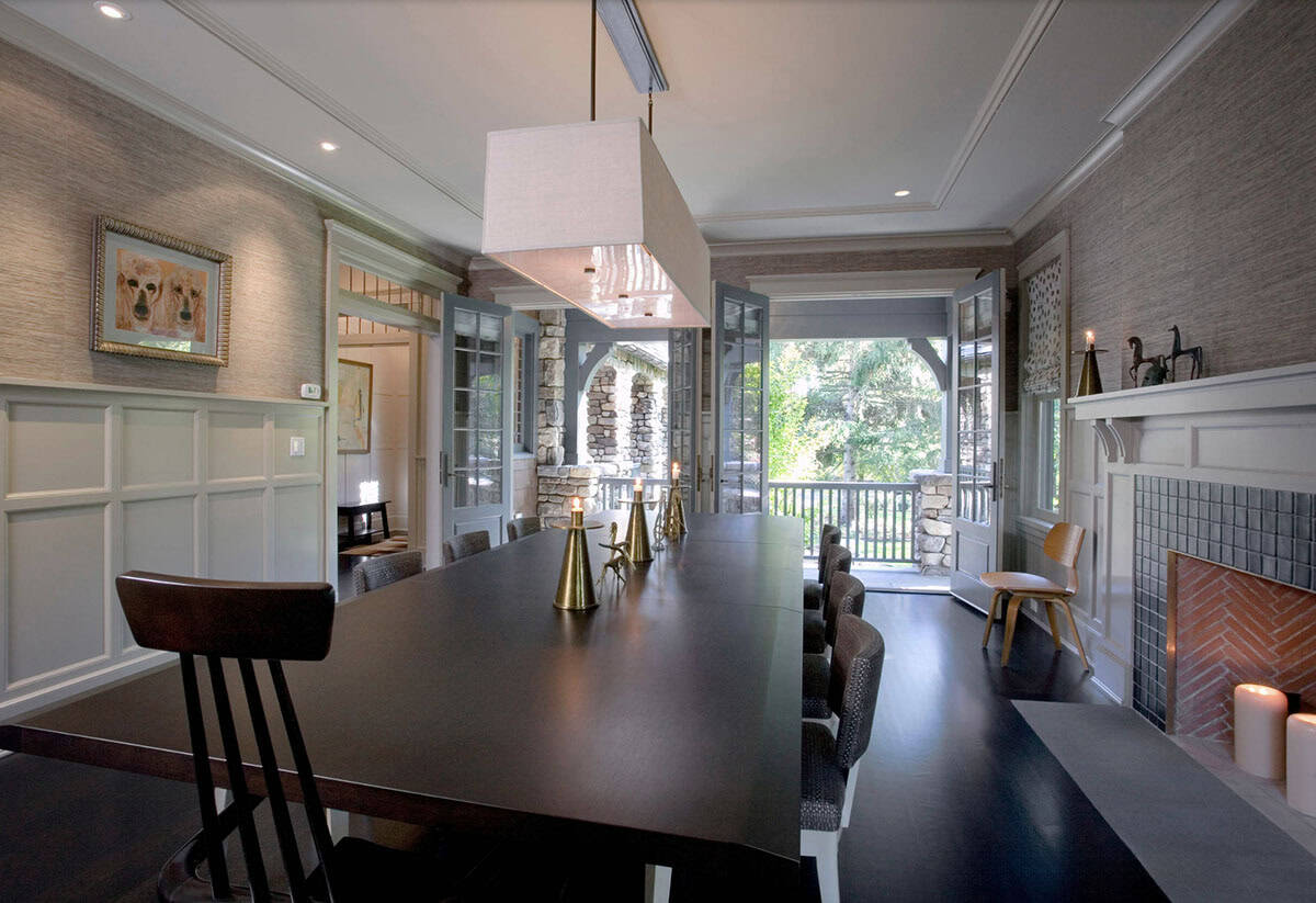 Transitional style Formal Dining Room