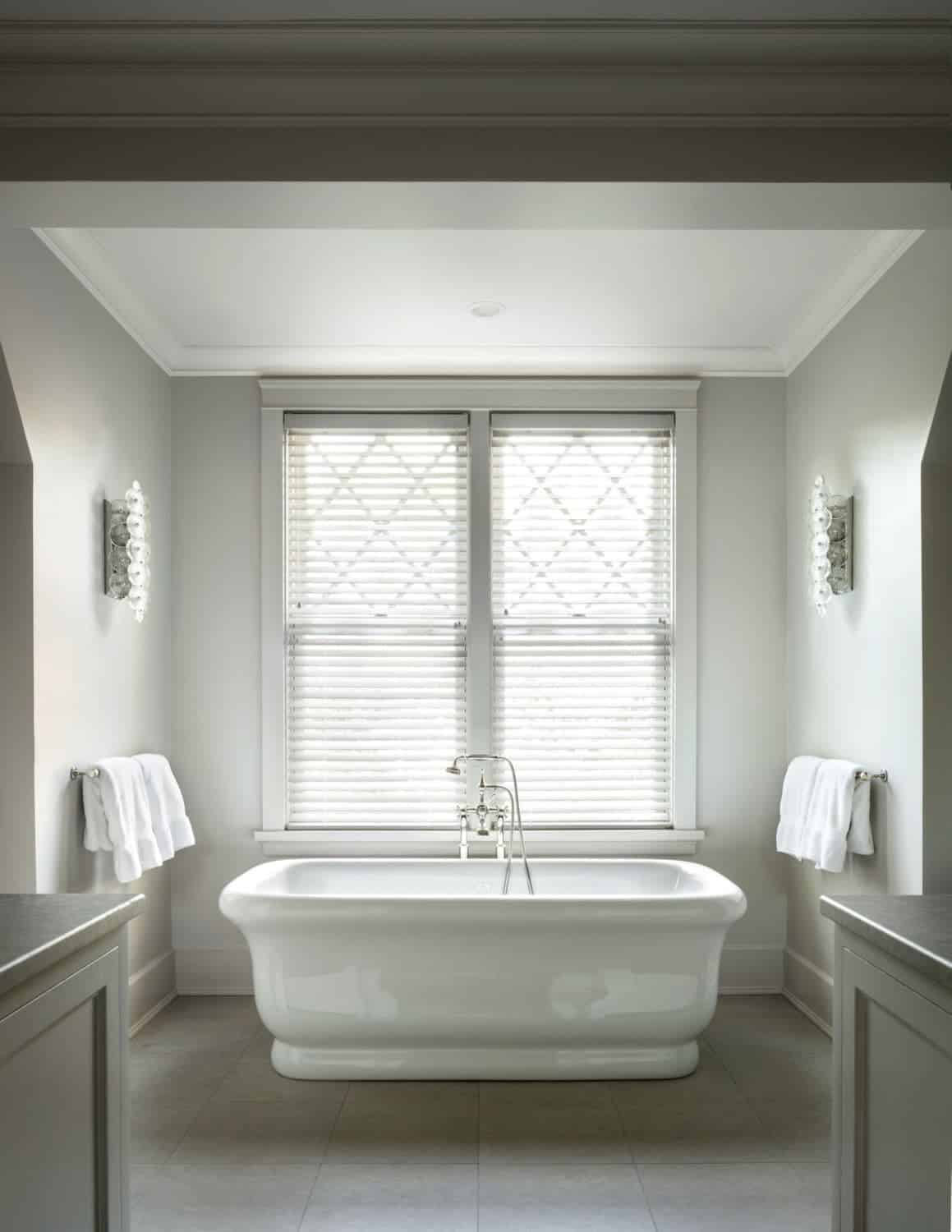 Transitional style Master Bathroom