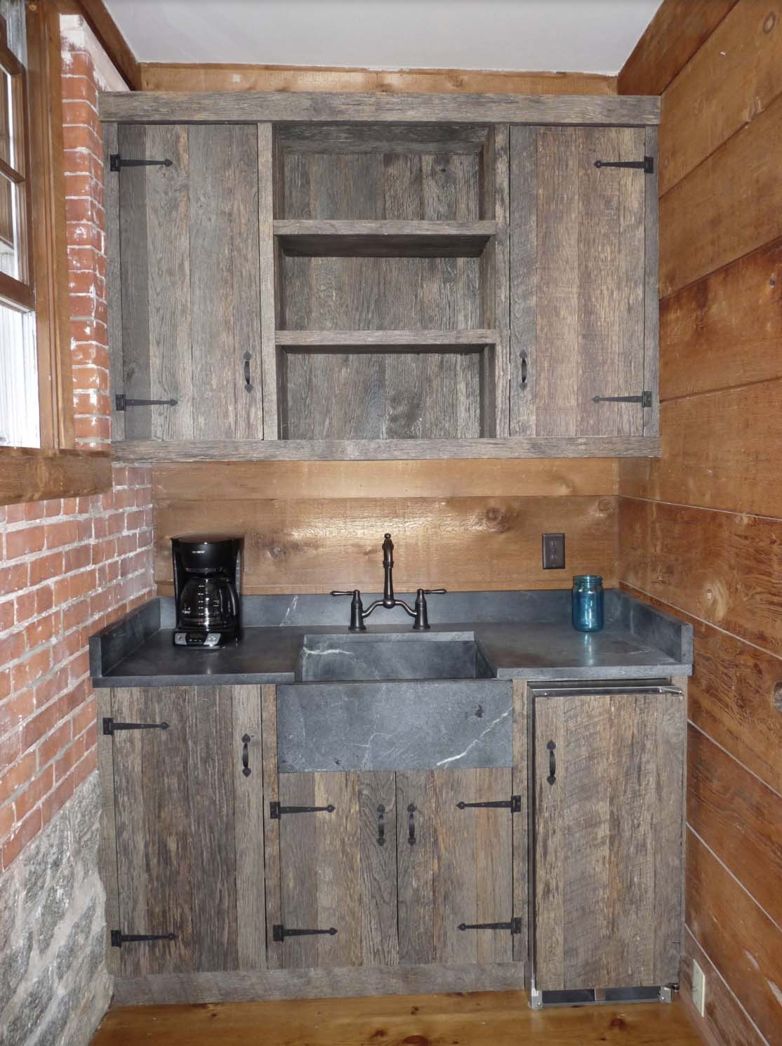 Farmhouse Home Bar