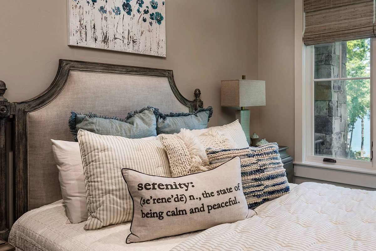 contemporary bedroom