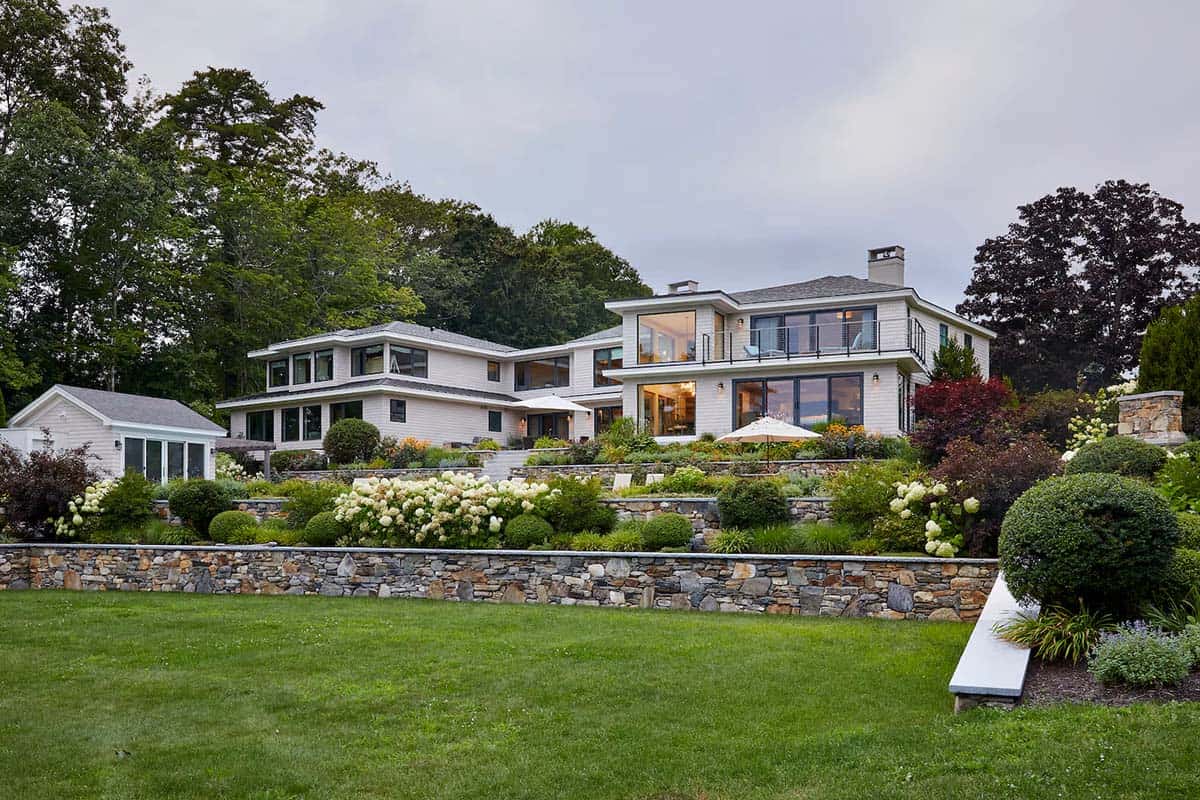 modern coastal home exterior