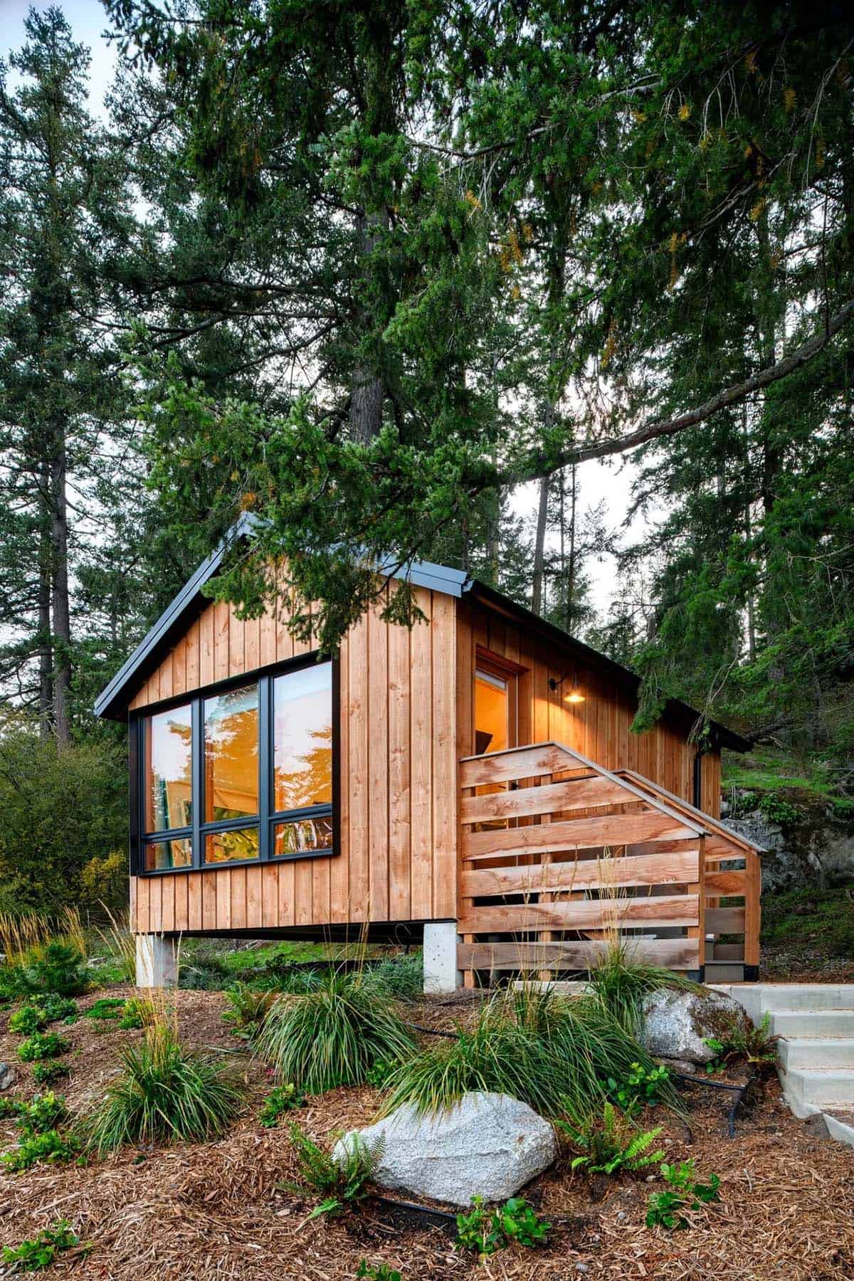 modern farmhouse exterior