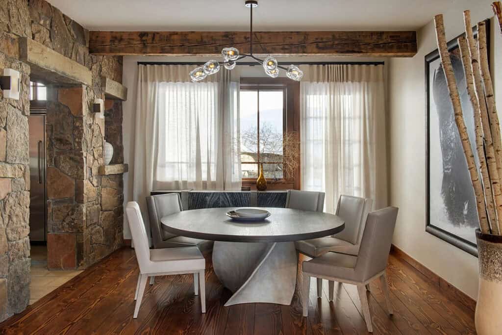 A Montana mountain house with a seamless blend of rustic and refined ...