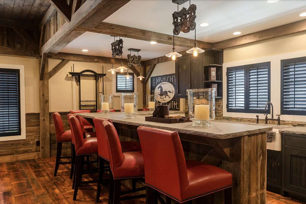 Farmhouse Home Bar